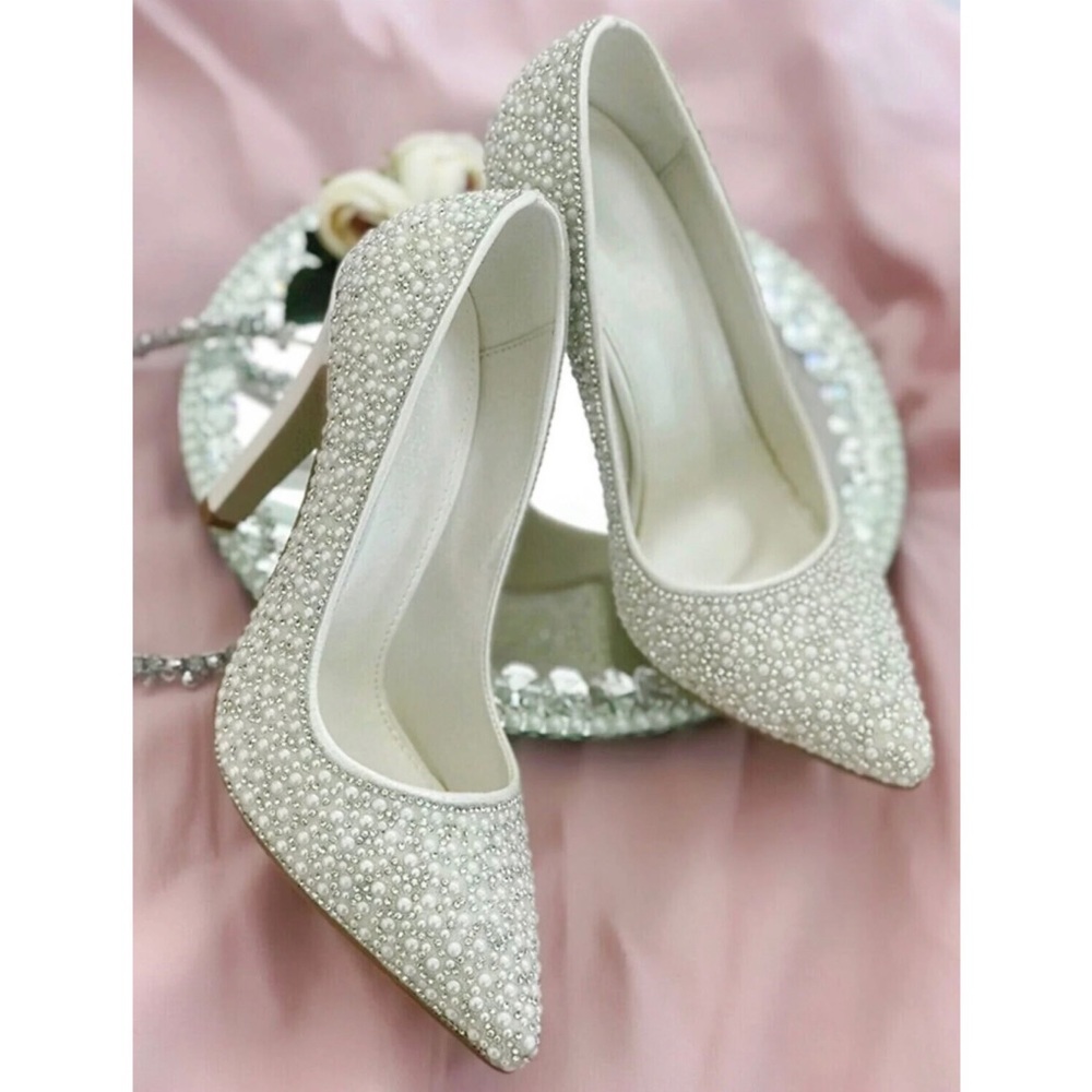 Brand New Espectacular  Wedding shoes!